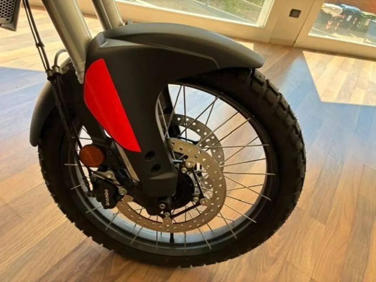 Aprilia Tuareg 660 (2025 - 26) (5)