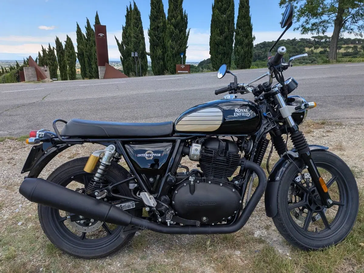 Royal Enfield Interceptor 650 (2021 - 26) (5)