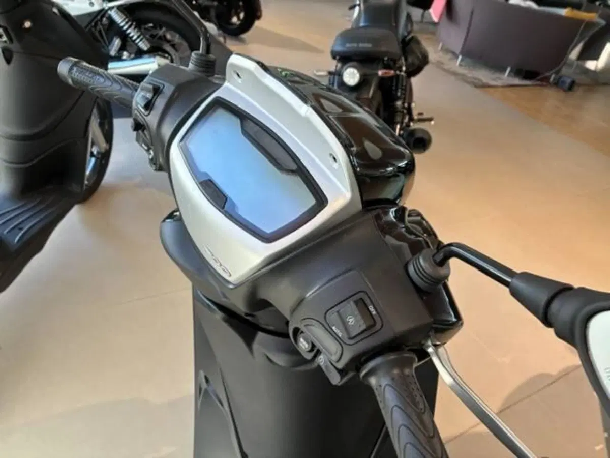Piaggio Medley 125 (2025 - 26) (5)