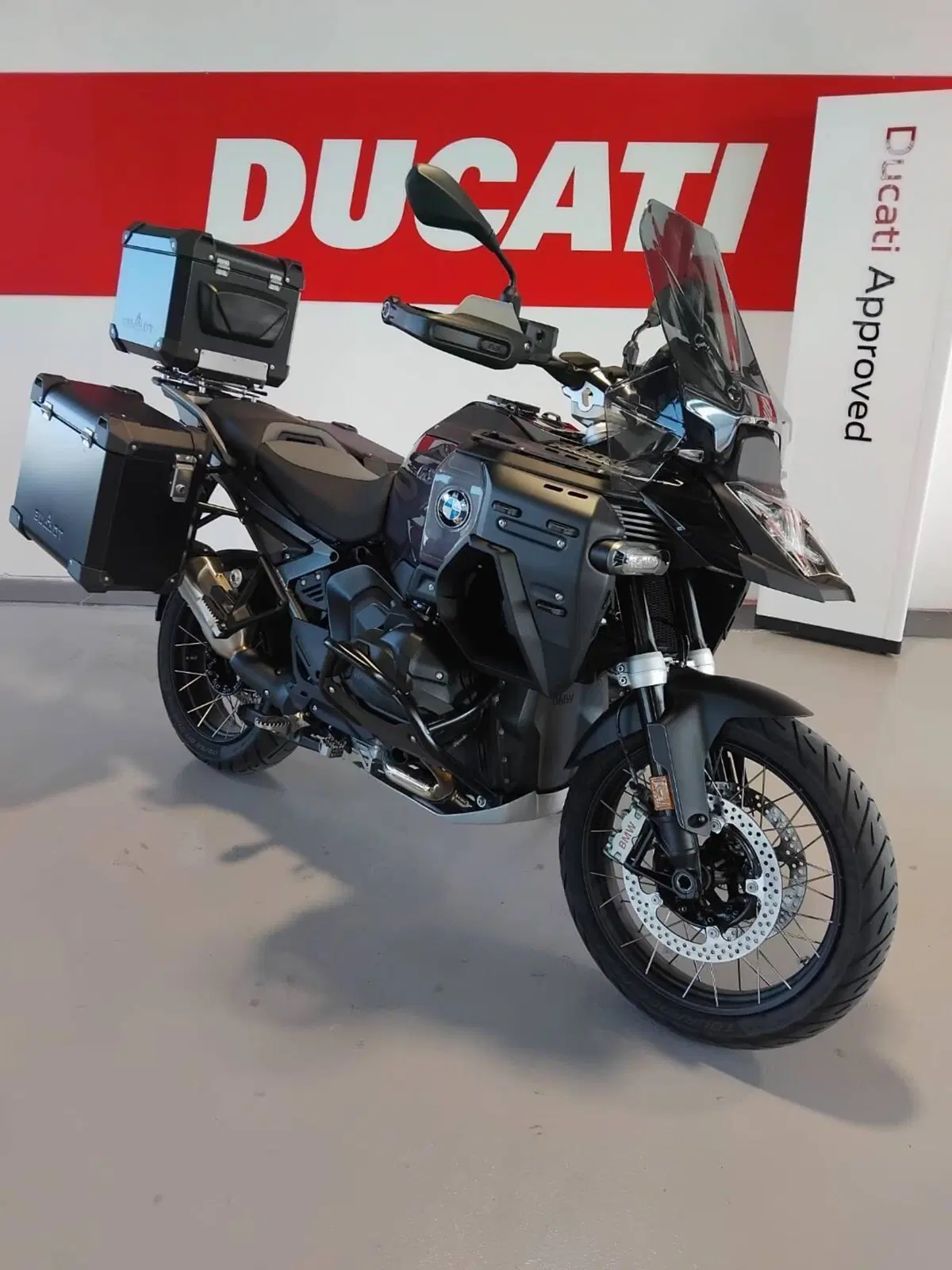 Bmw R 1300 GS Adventure Triple Black (2025 - 26) (2)