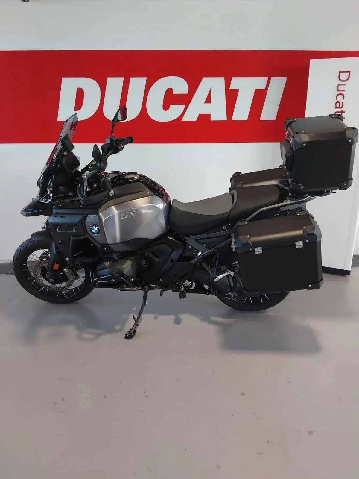 Bmw R 1300 GS Adventure Triple Black (2025 - 26) (5)