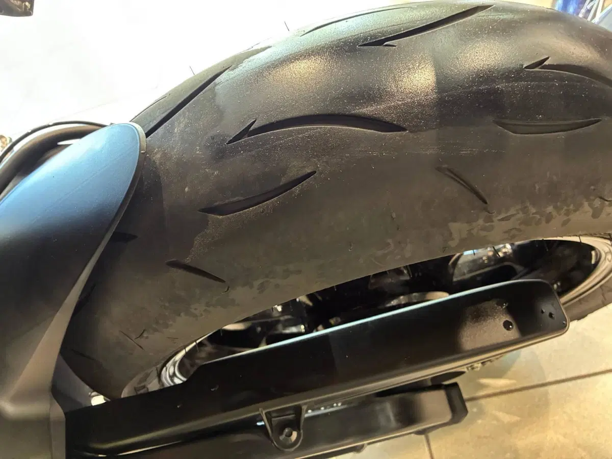 Honda CBR 600 RR (2024 - 26) (10)
