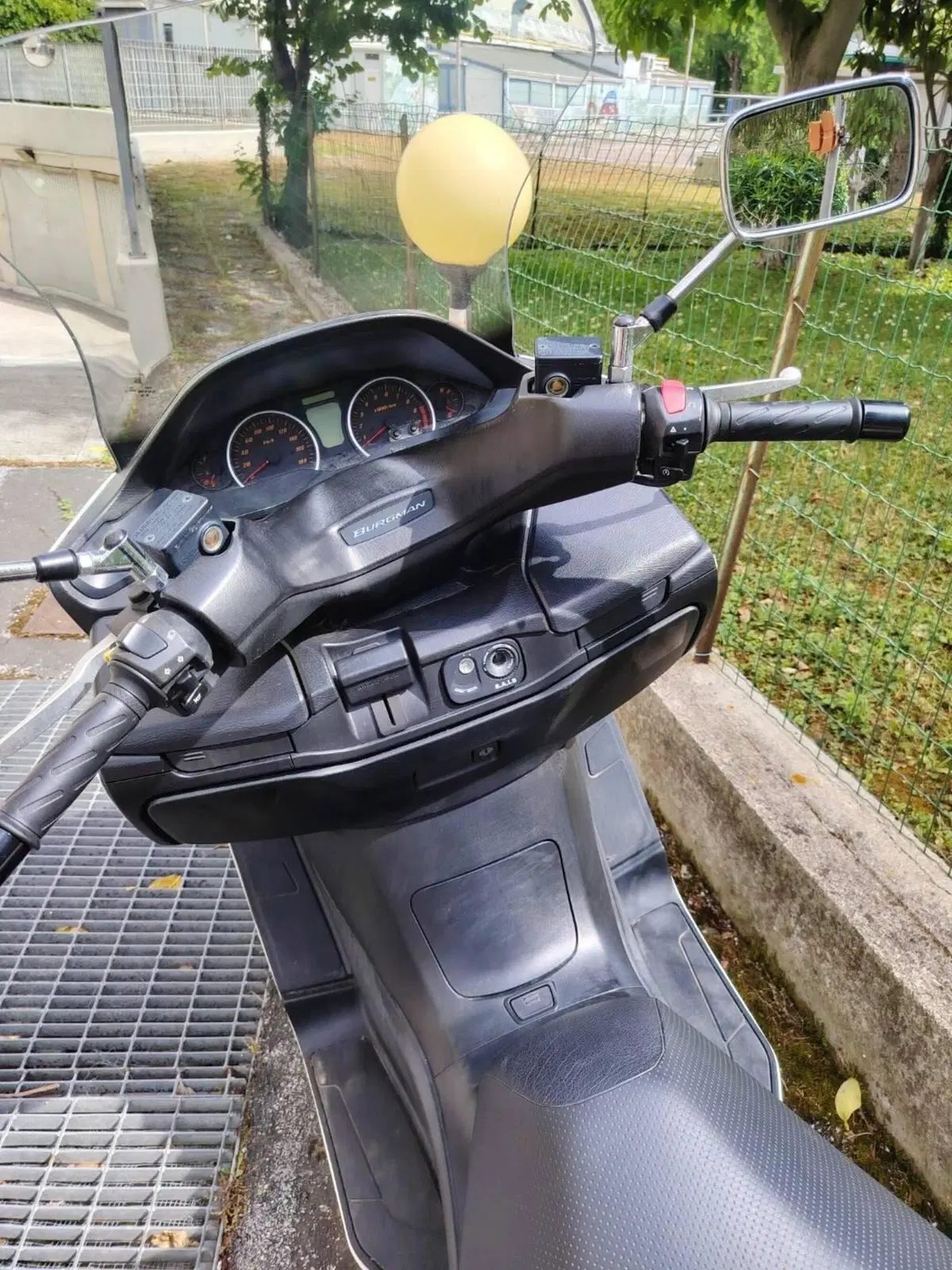 Suzuki Burgman AN 400 (2008 - 13) (7)
