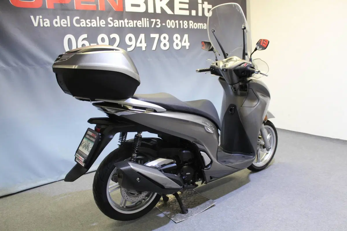 Honda SH 350 (2021 - 24) (4)