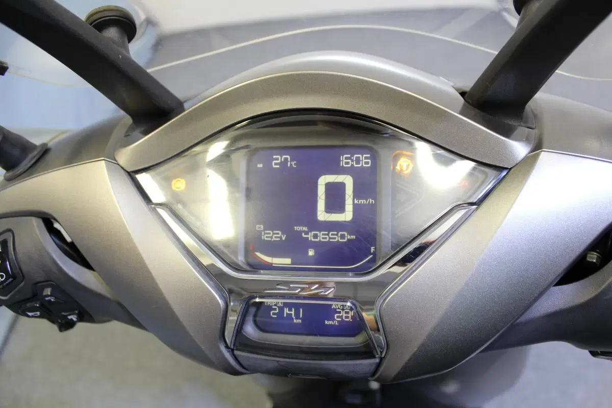 Honda SH 350 (2021 - 24) (3)
