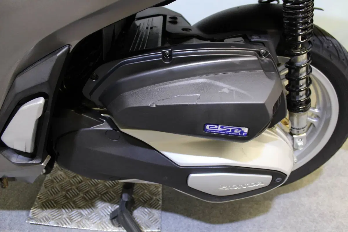 Honda SH 350 (2021 - 24) (17)
