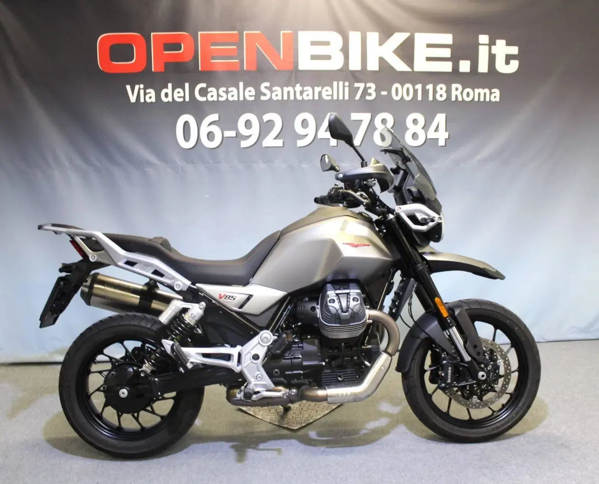 Moto Guzzi V85 Strada (2024 - 26)