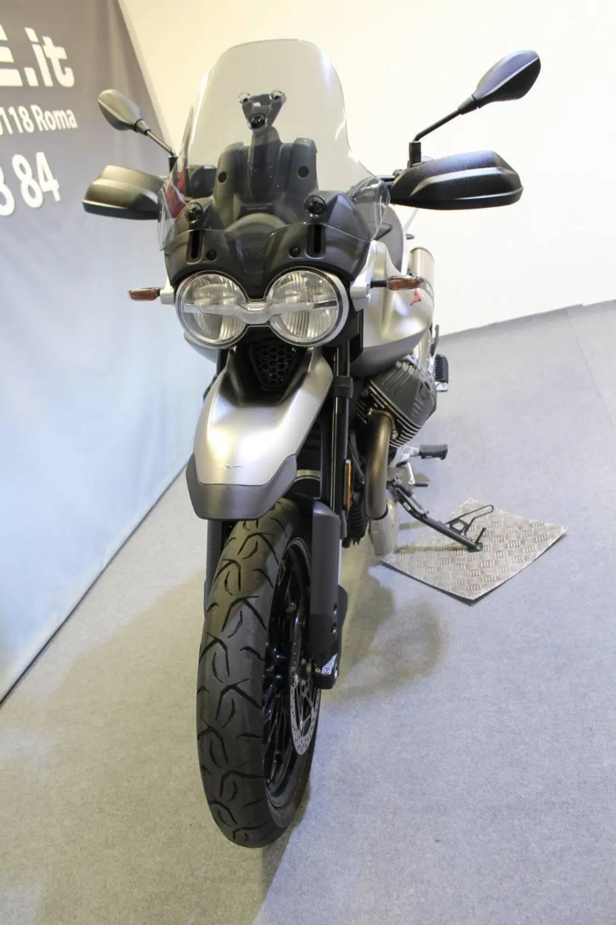 Moto Guzzi V85 Strada (2024 - 26) (13)