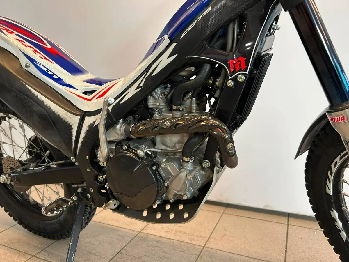 Montesa Cota 4RT 301 RR (2022 - 24) (3)