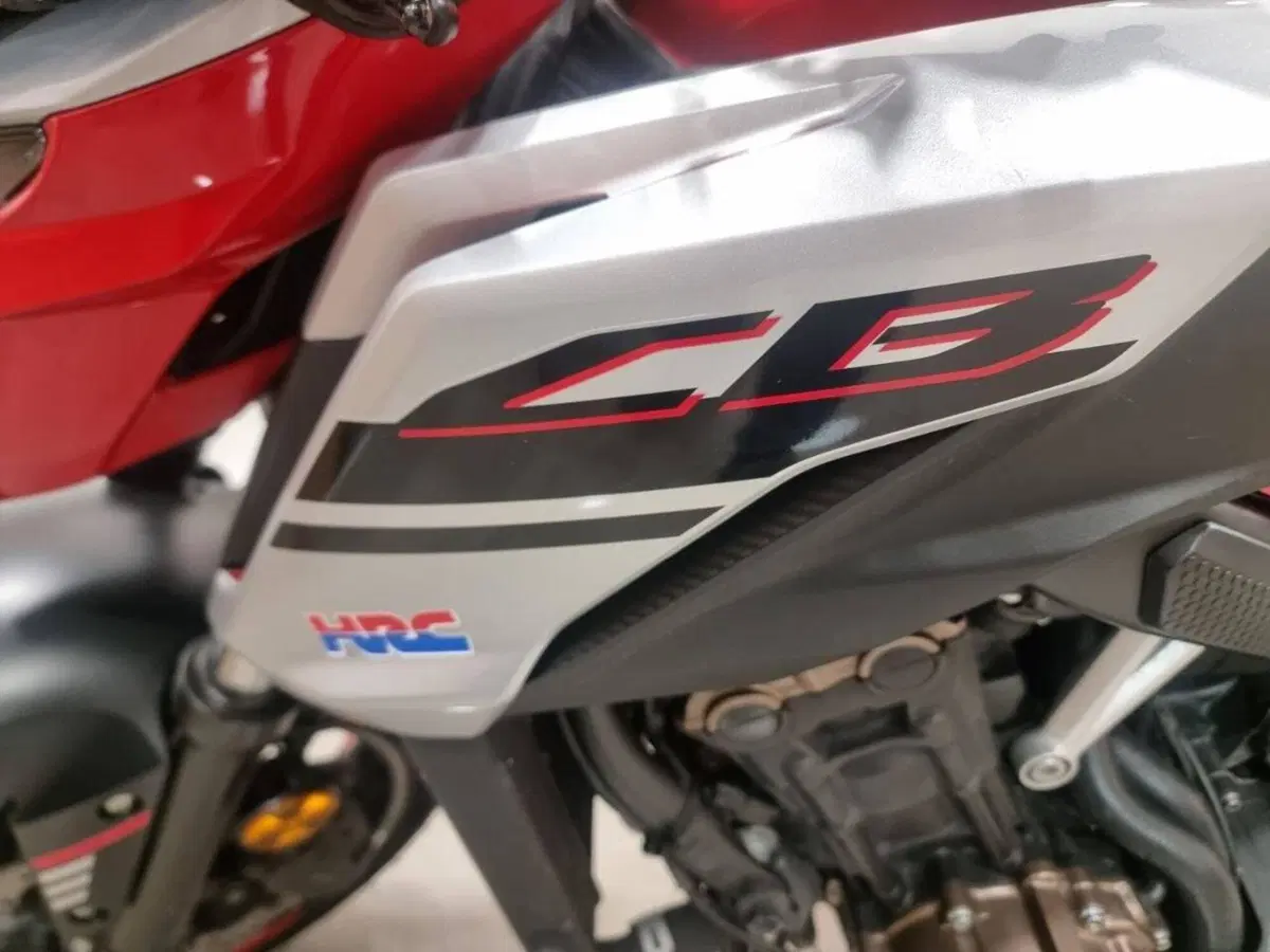 Honda CB 650 F (2017 - 18) (5)