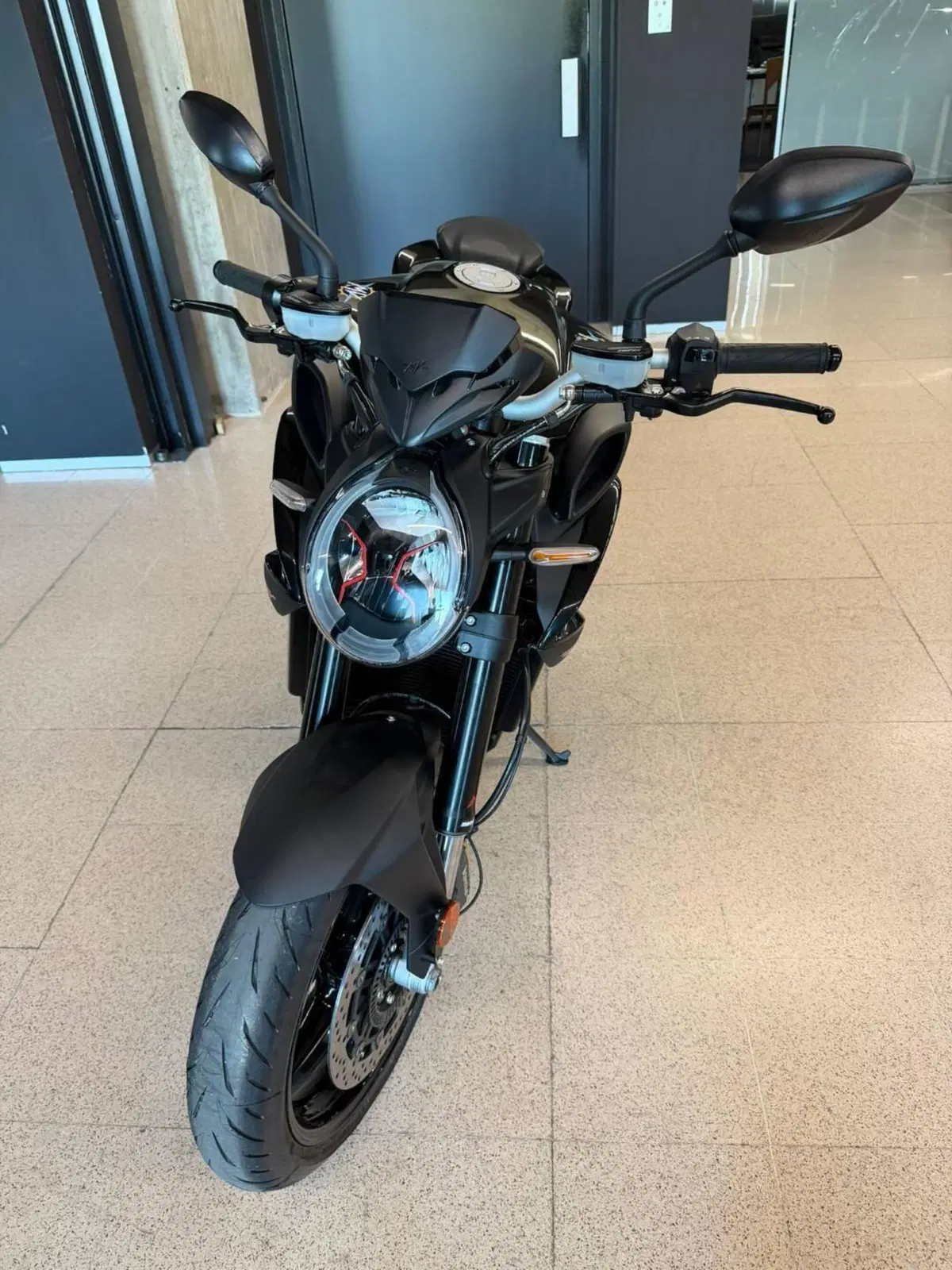 MV Agusta Brutale 800 (2026) (2)
