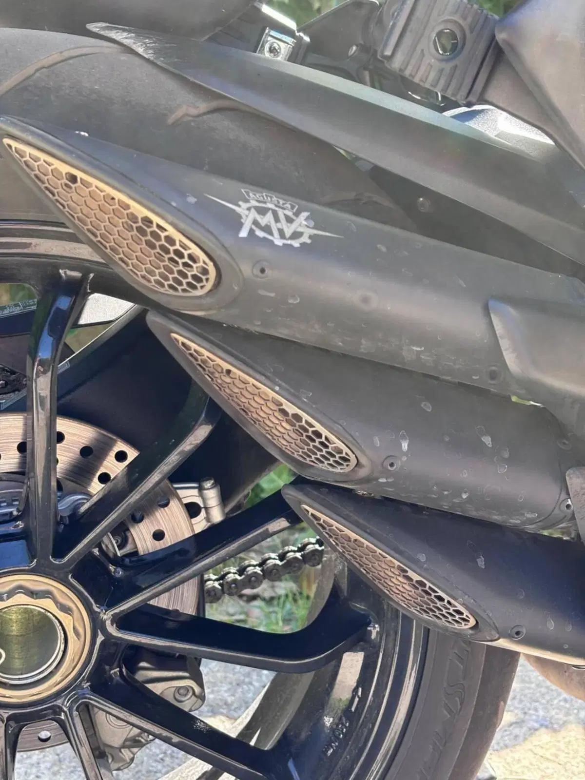 MV Agusta Turismo Veloce 800 RC SCS (2022 - 26) (7)
