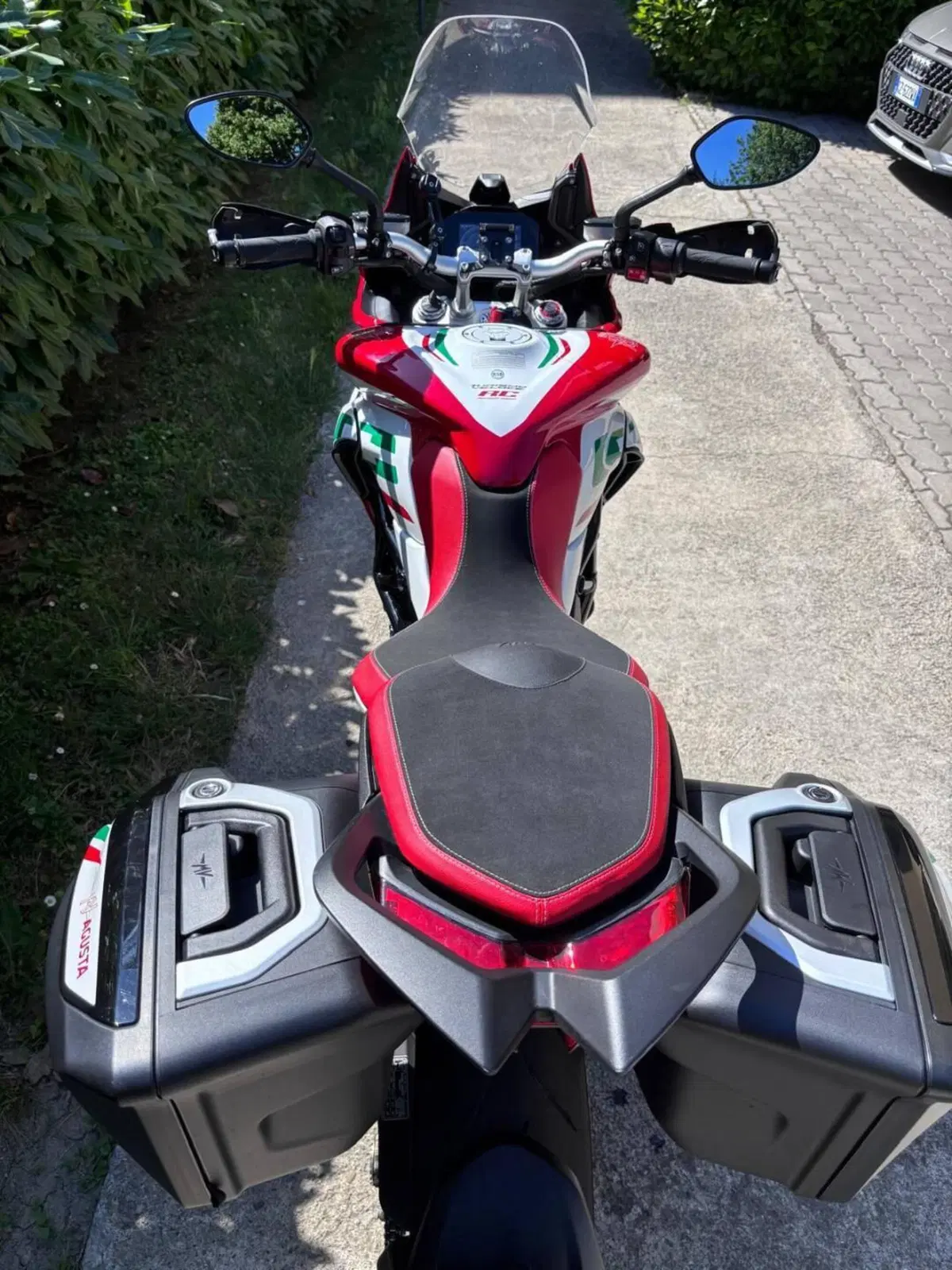 MV Agusta Turismo Veloce 800 RC SCS (2022 - 26) (8)