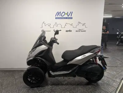 Piaggio MP3 300 ABS Hpe (2021 - 24) usata