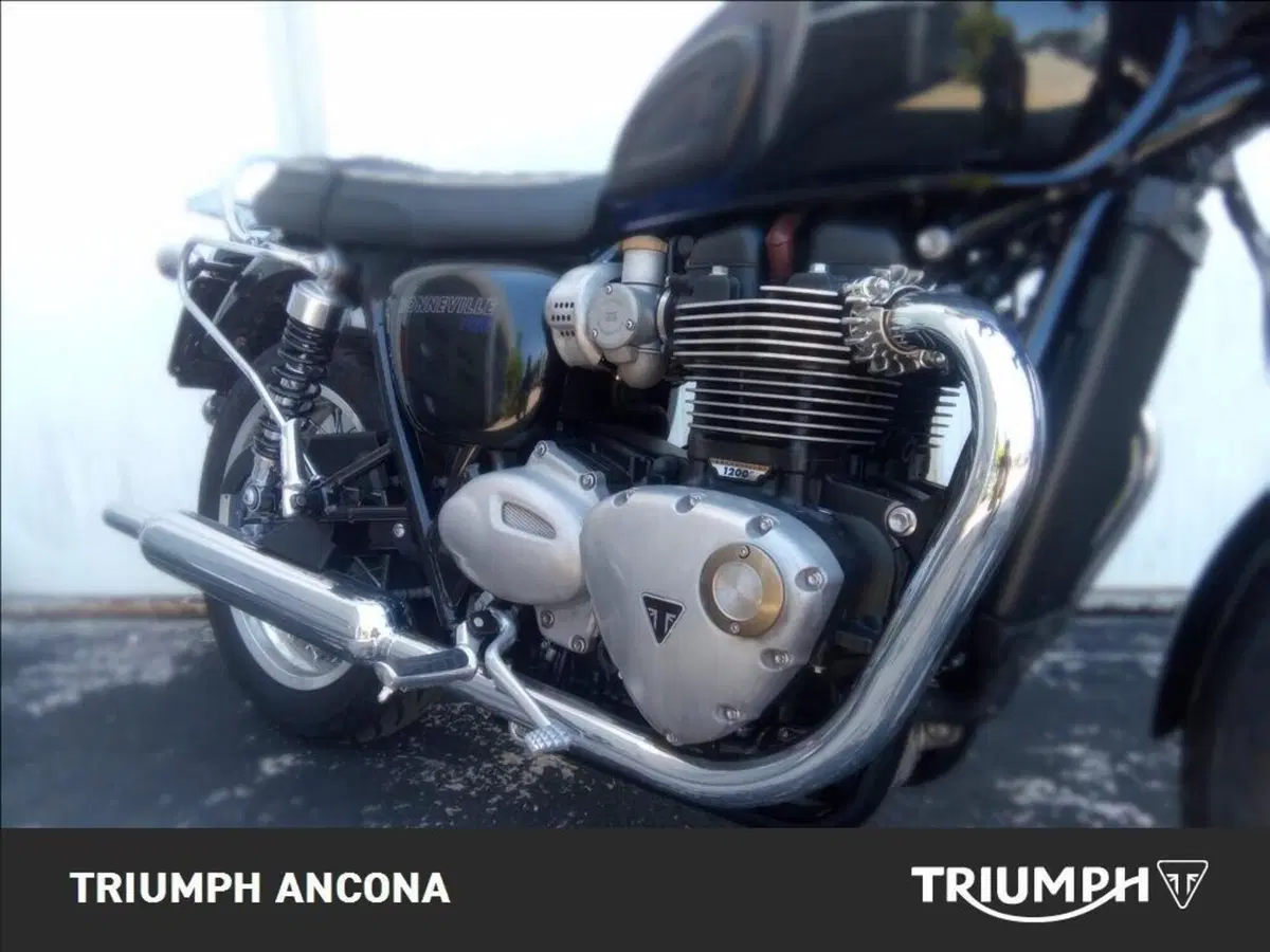 Triumph Bonneville T120 (2021 - 25) (6)