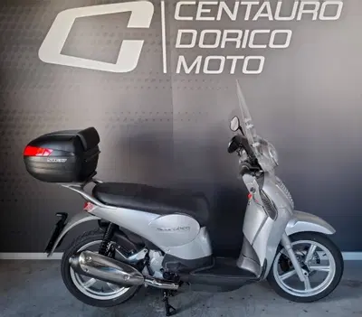Aprilia Scarabeo 200 i.e. (2009 - 11) usata