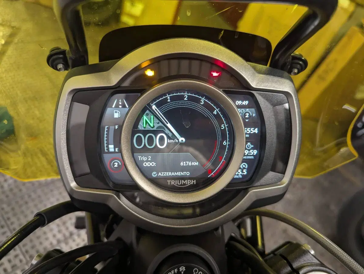 Triumph Scrambler 1200 XE (2024 - 25) (5)