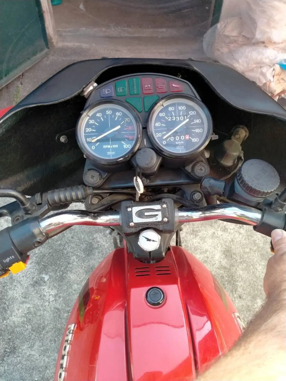 Moto Guzzi V50 III (5)