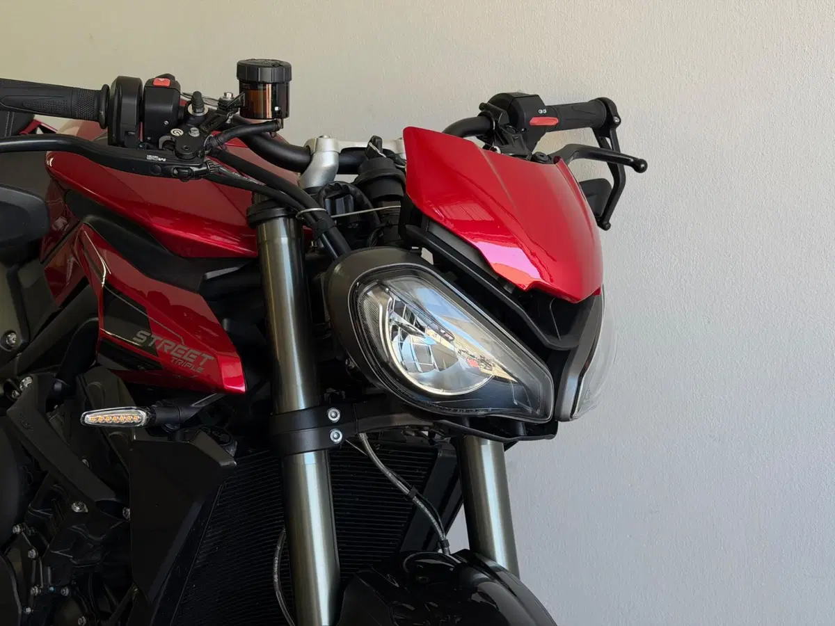 Triumph Street Triple 765 RS (2023 - 26) (5)