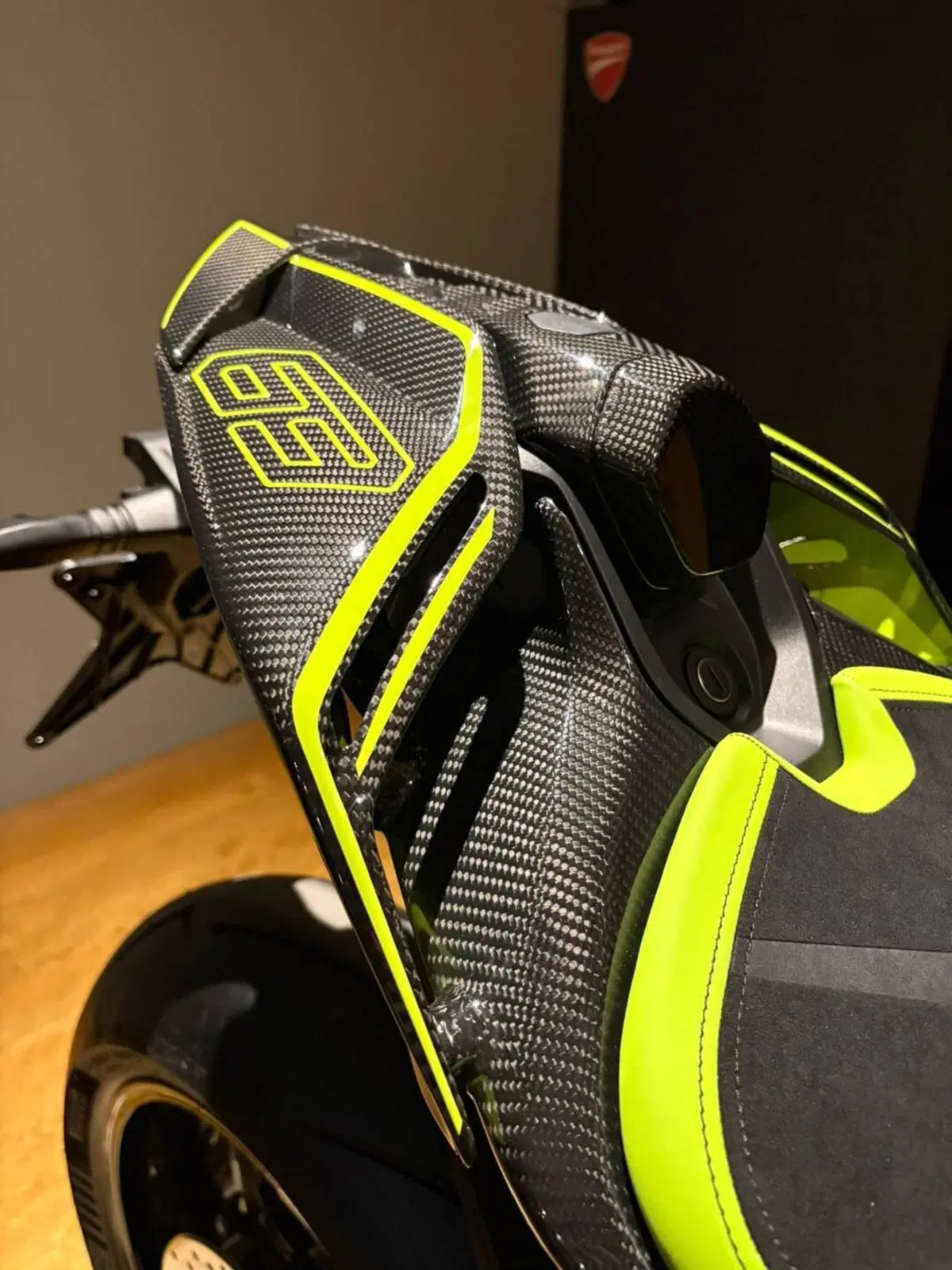 Ducati Panigale V4 Lamborghini (2026) (2)