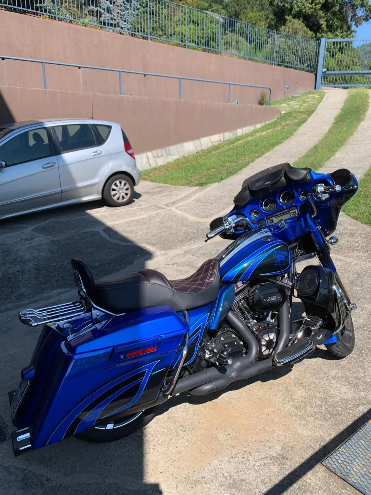 Harley-Davidson 1800 Street Glide (2012 - 13) - FLSTSE (8)