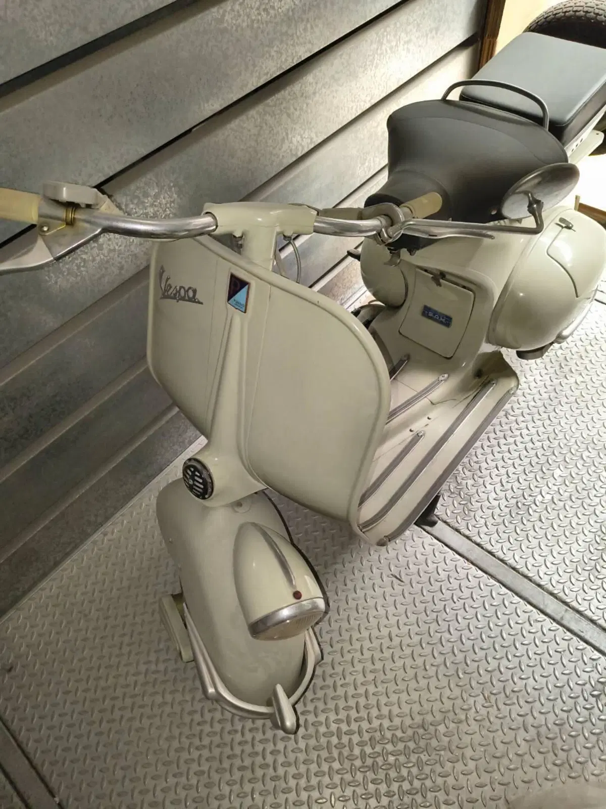 Piaggio Vespa 125 1954 (2)