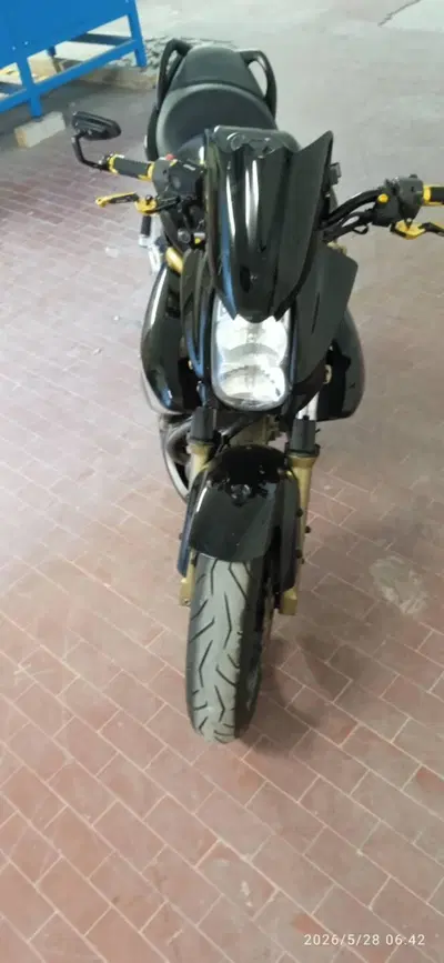 Kawasaki ER-6N (2006 - 09) usata