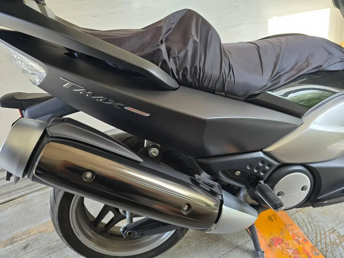 Yamaha T-Max 500 Tech Max (2011 - 13) (2)