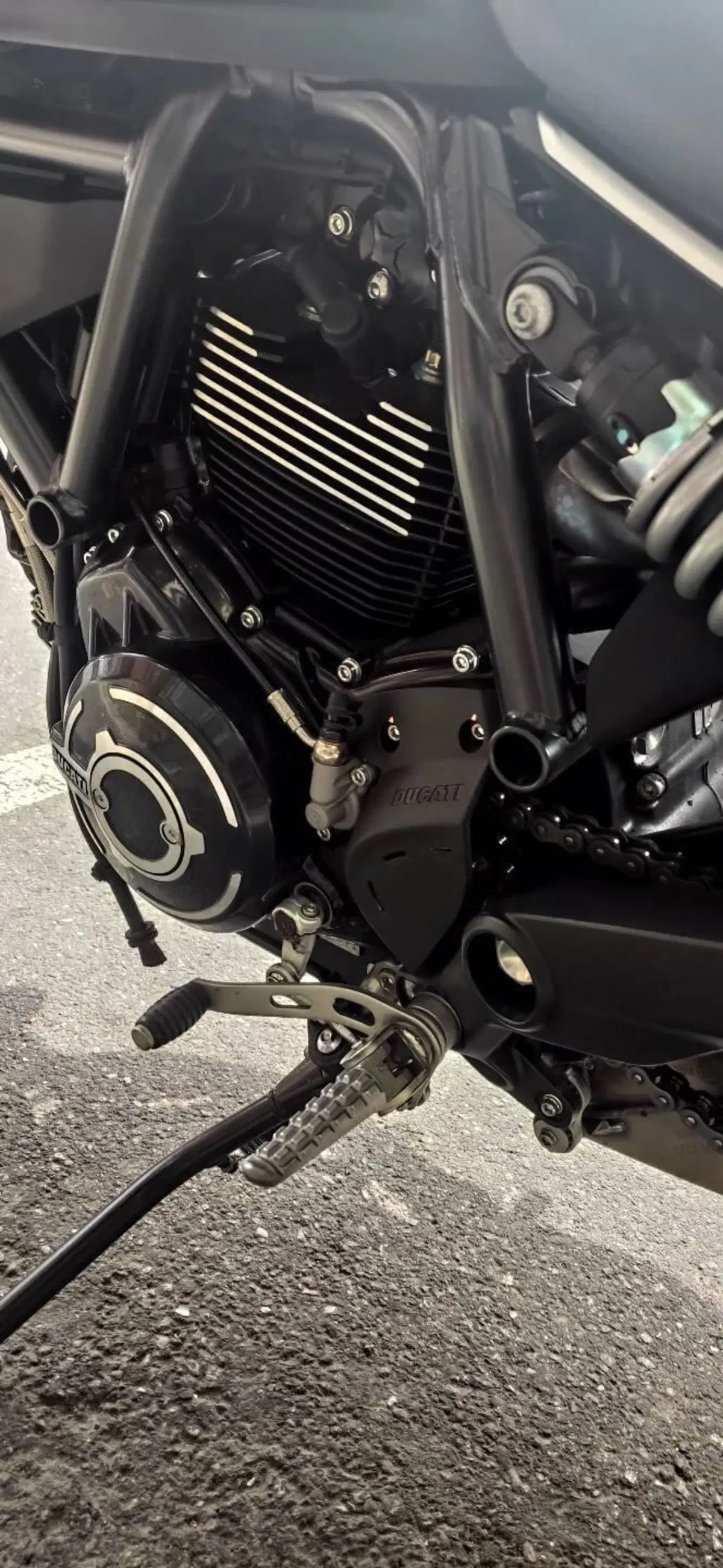 Ducati Scrambler 800 Icon Dark (2021 - 22) (4)