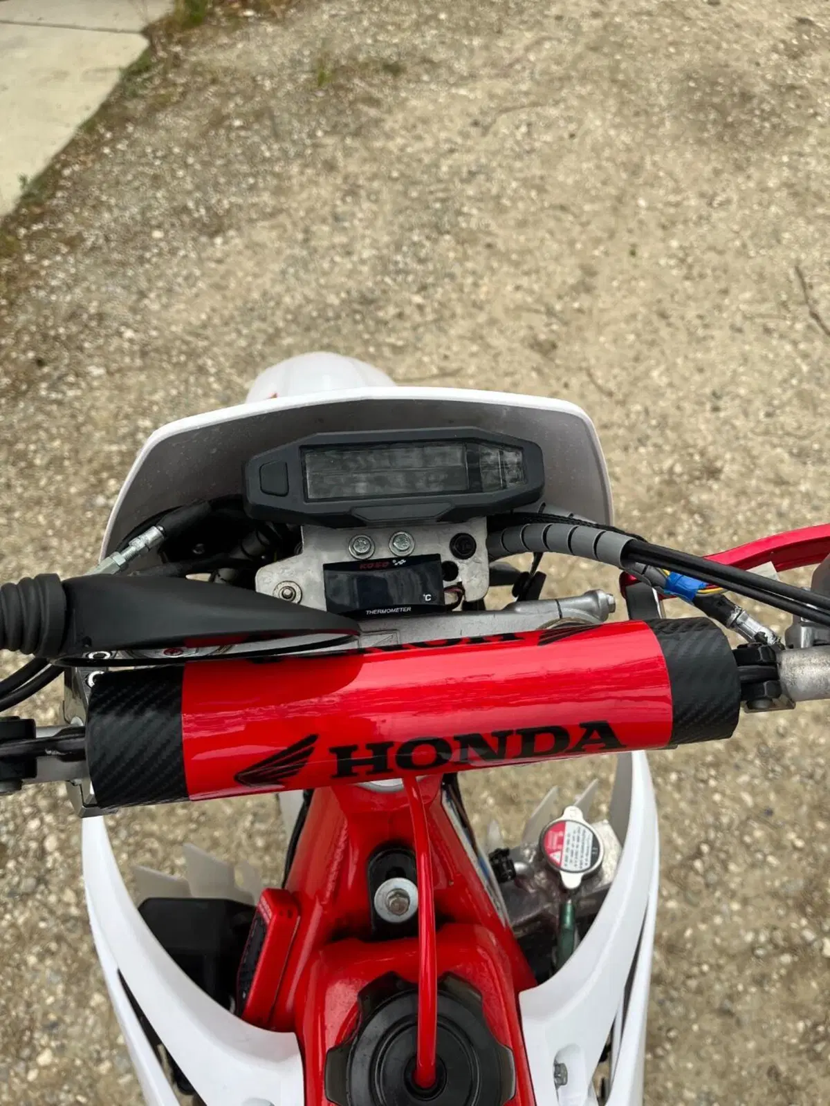 Honda CRF 450R (2001 - 02) (12)