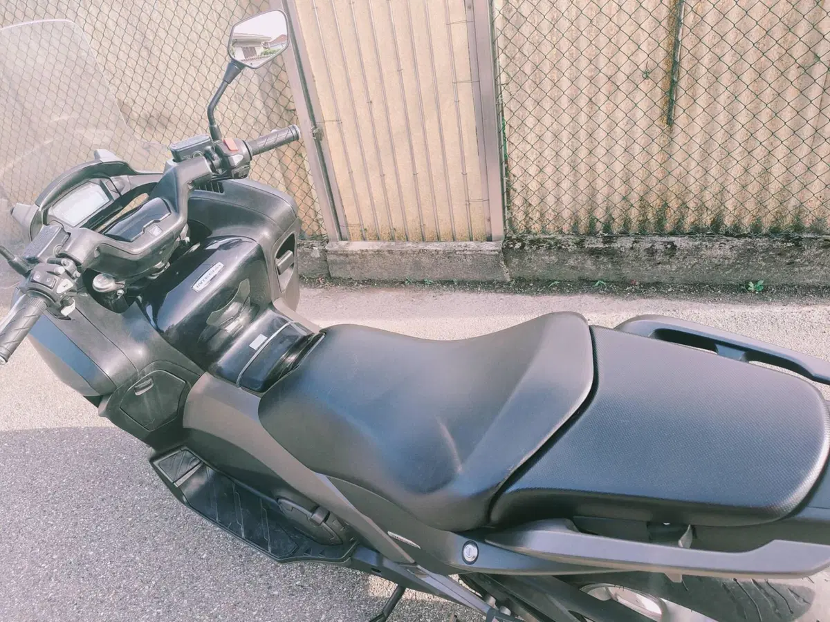 Honda Integra 700 (2011 - 13) (4)