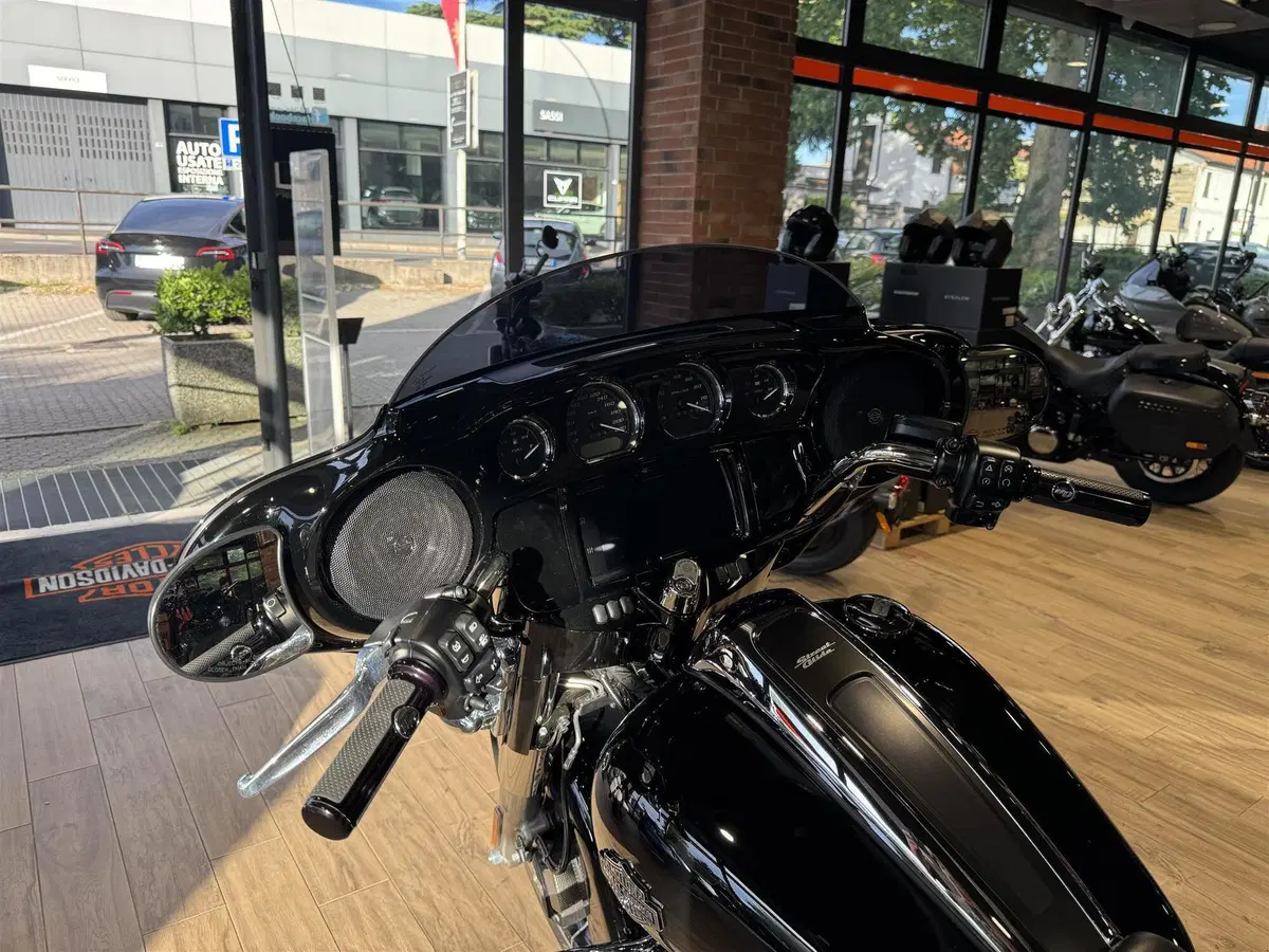 Harley-Davidson Street Glide Special (2021 - 23) (9)
