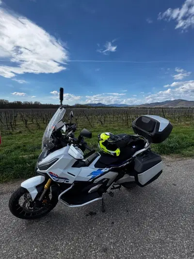 Honda X-ADV 750 Special Edition Travel (2026) usata