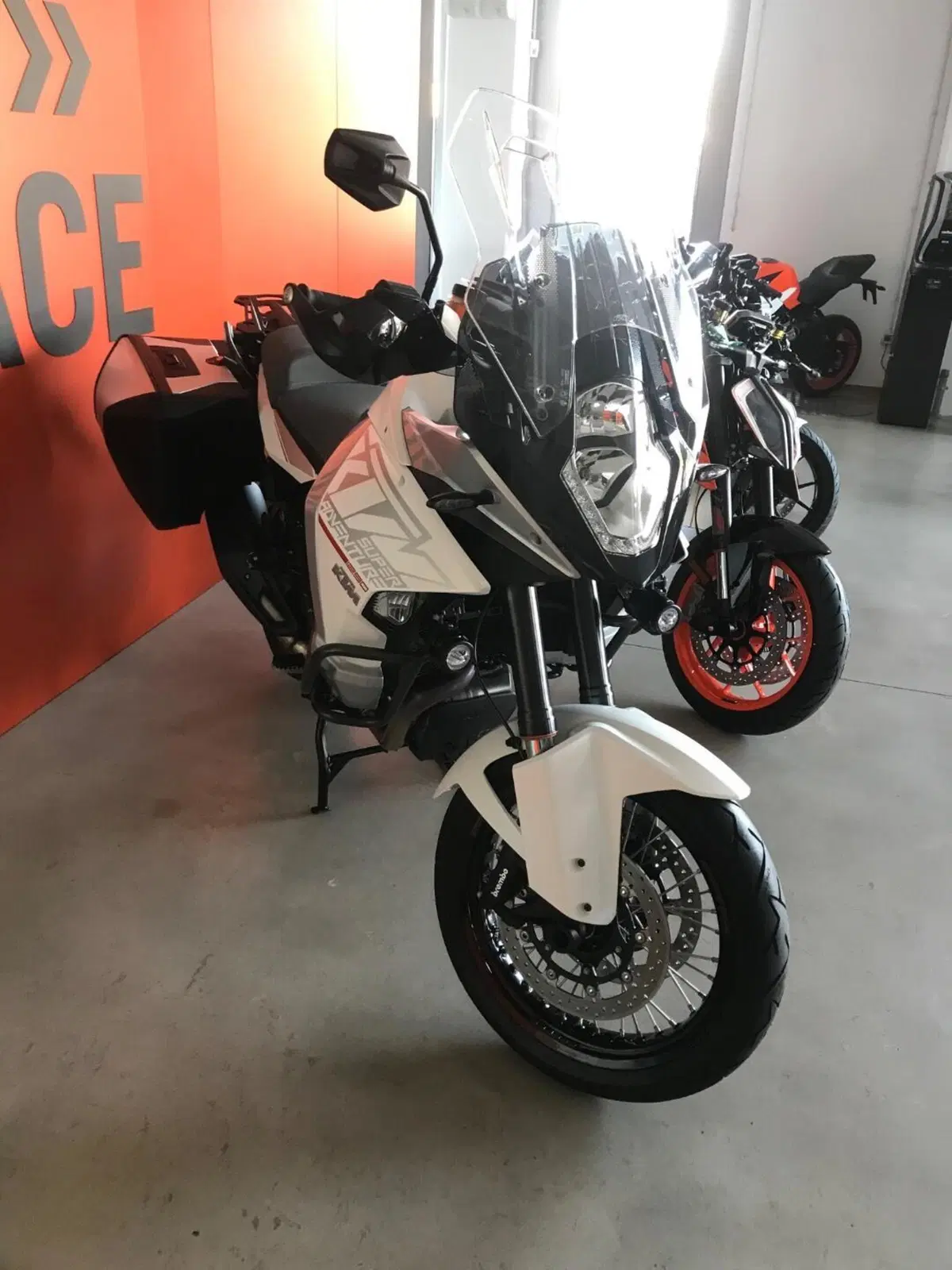KTM 1290 Super Adventure (2015 - 16) (4)