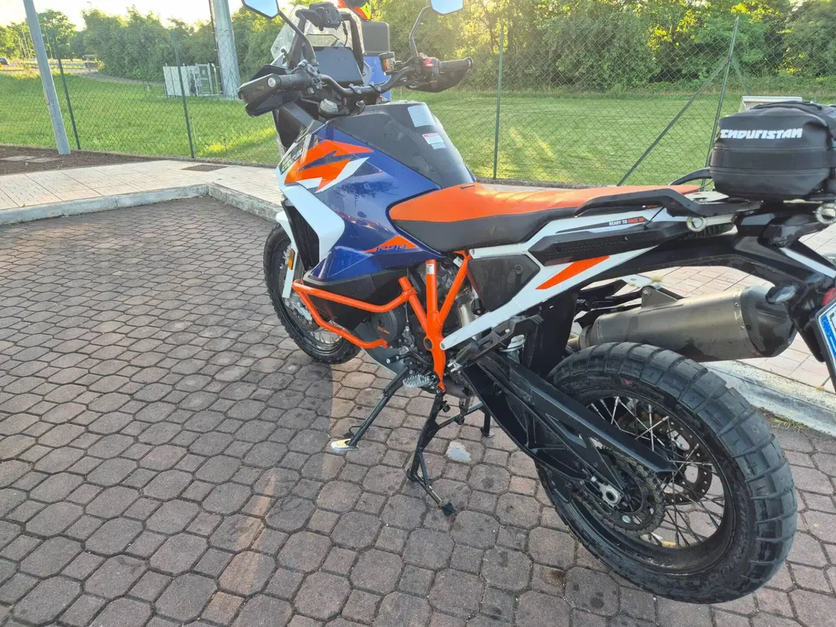 KTM 1290 Super Adventure R (2021) (4)
