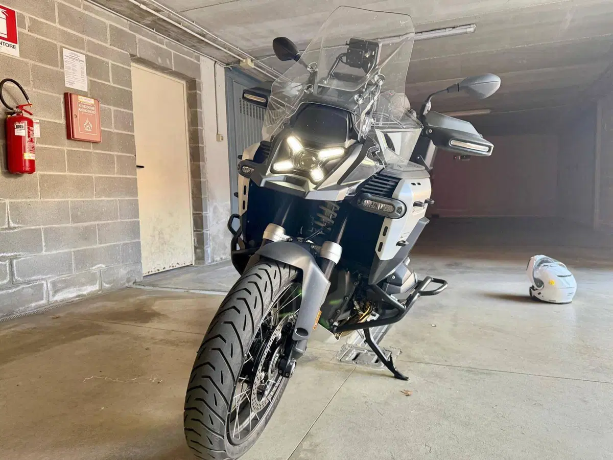 Bmw R 1300 GS Adventure Triple Black (2025 - 26) (2)