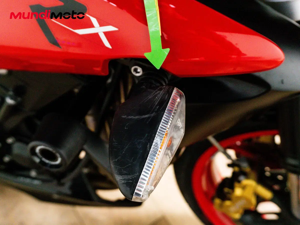 Triumph Street Triple RX ABS (2016 - 17) (9)