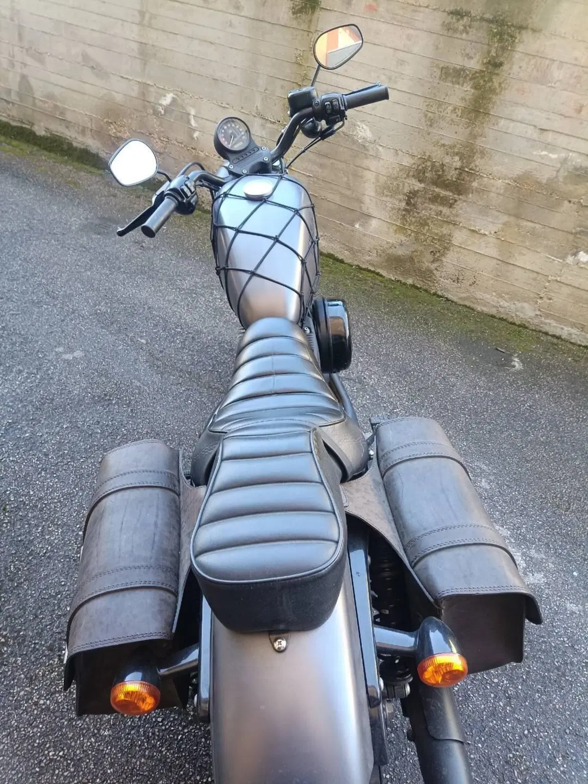 Harley-Davidson 883 Iron (2017 - 20) - XL 883N (6)