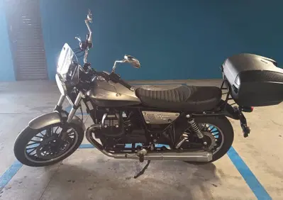 Moto Guzzi V9 Roamer (2021 - 24) usata