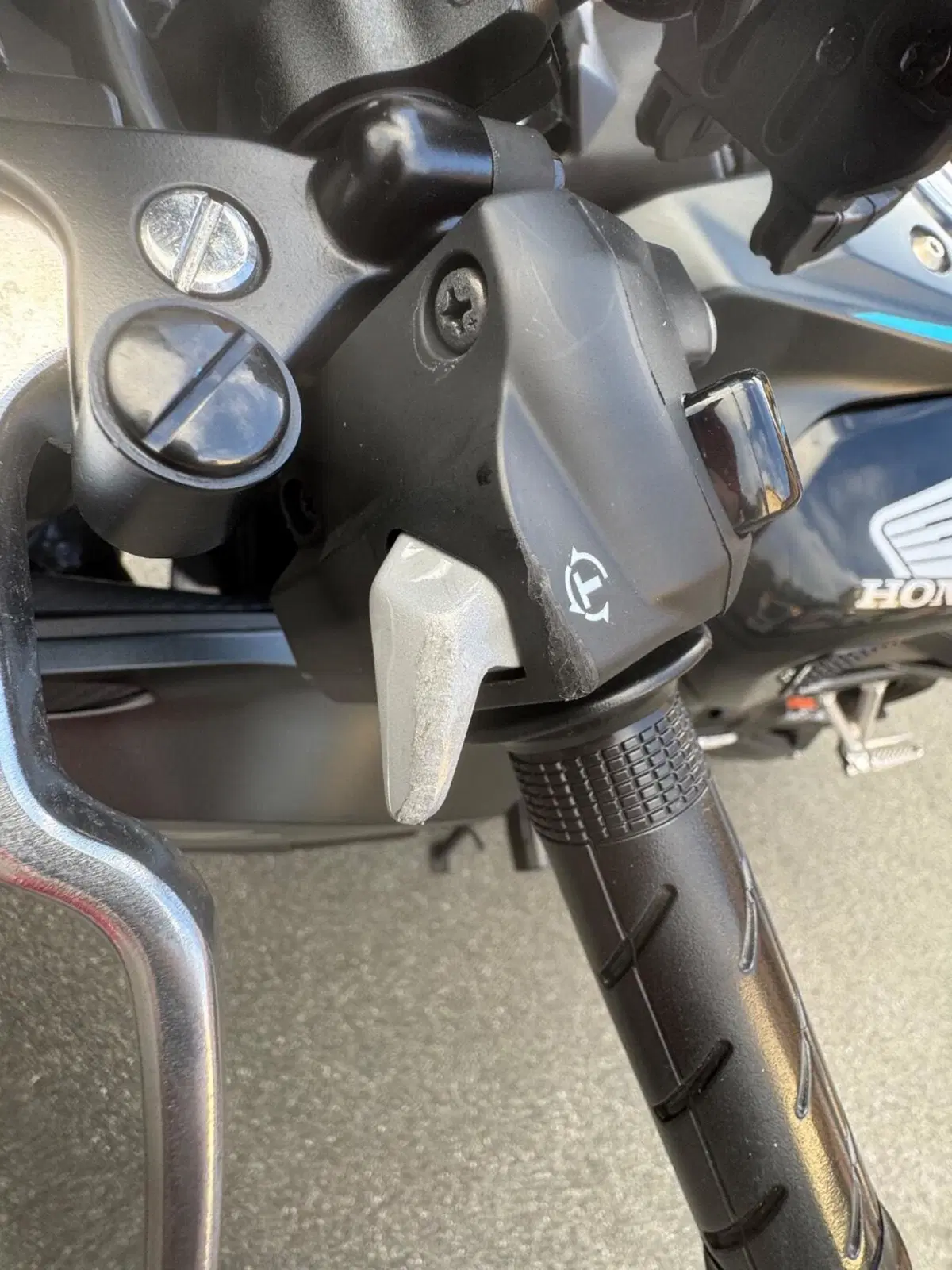 Honda CBR 650 R (2021 - 23) (5)