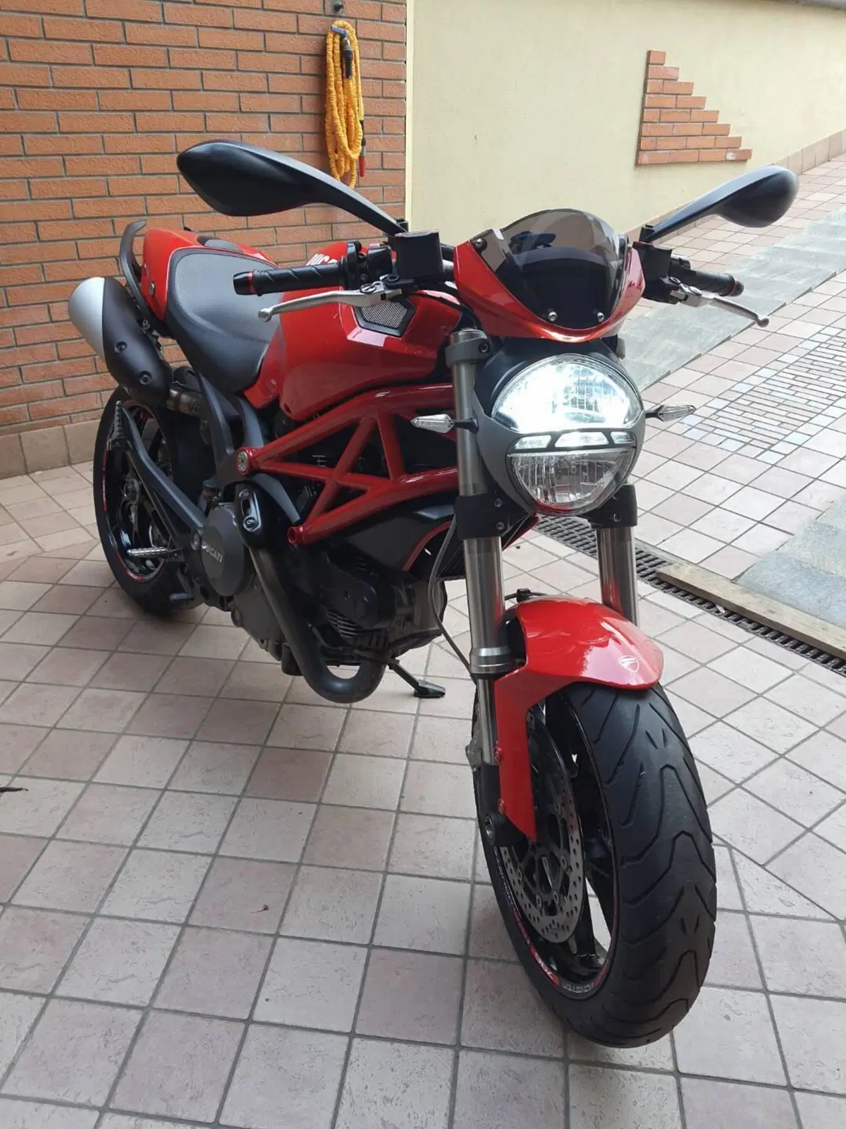 Ducati Monster 796 (2010 - 13) (4)