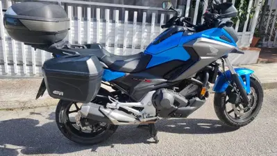 Honda NC 750 X DCT ABS (2018 - 20) usata