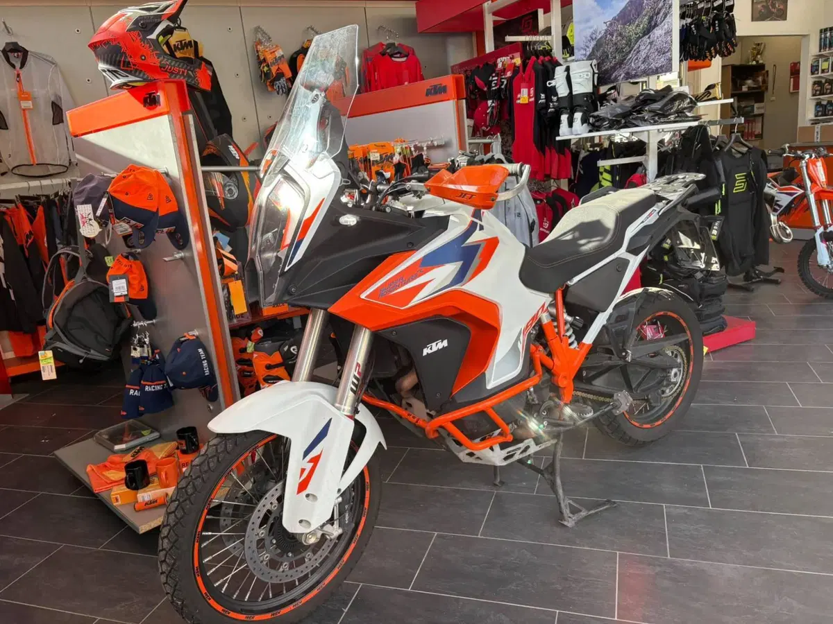 KTM 1290 Super Adventure R (2022 - 25) (2)