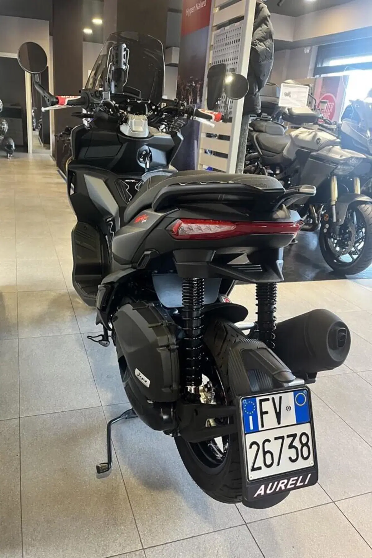 Aprilia SR GT 125 (2025 - 26) (4)