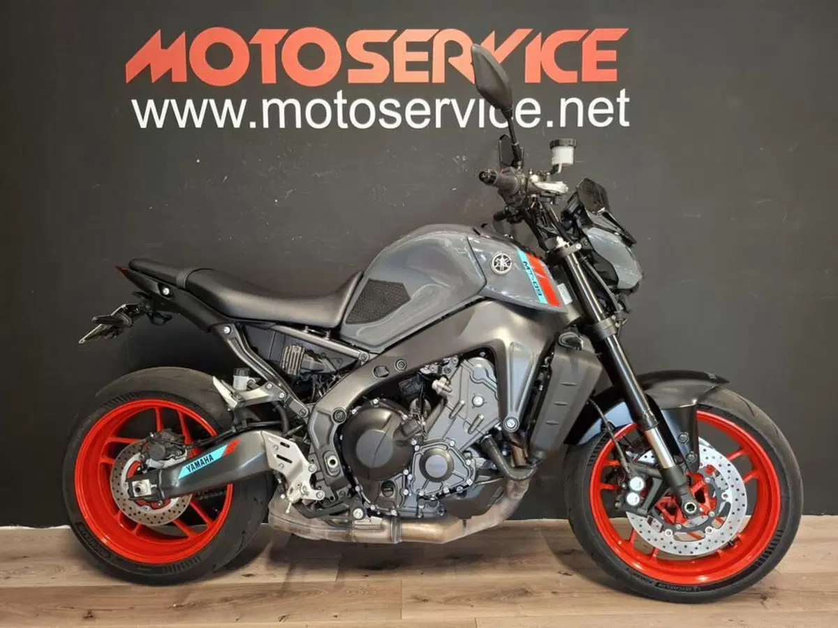 Yamaha MT-09 (2021 - 23) (4)