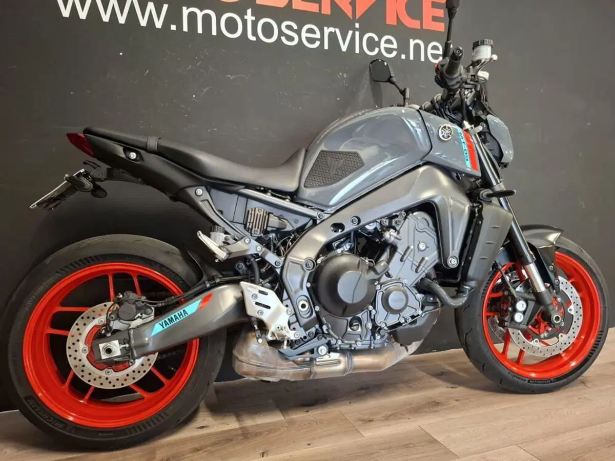 Yamaha MT-09 (2021 - 23) (5)