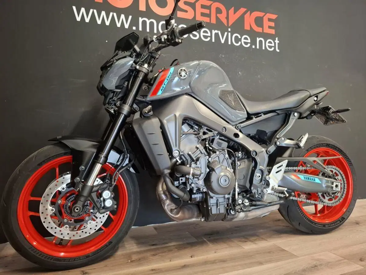 Yamaha MT-09 (2021 - 23) (2)
