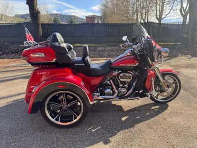 Harley-Davidson 117 CVO Tri Glide (2020 - 21) usata