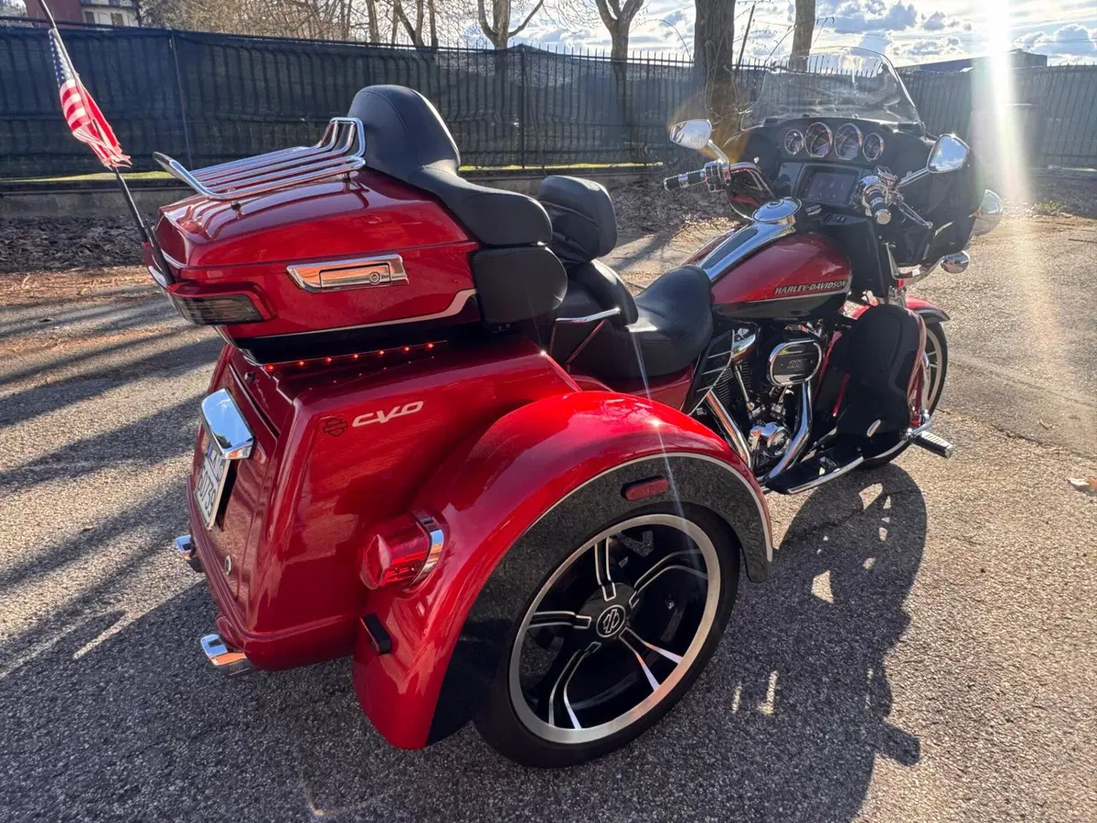 Harley-Davidson 117 CVO Tri Glide (2020 - 21) (3)
