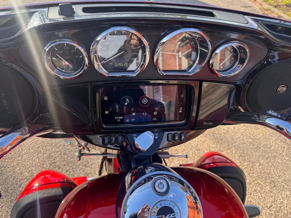 Harley-Davidson 117 CVO Tri Glide (2020 - 21) (17)